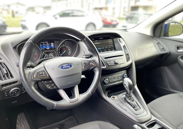 Ford Focus cena 39900 przebieg: 157000, rok produkcji 2016 z Gdańsk małe 154